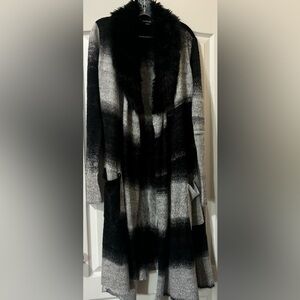 BEBE Wrap Wool Gray Coat with Black Fur Women's L